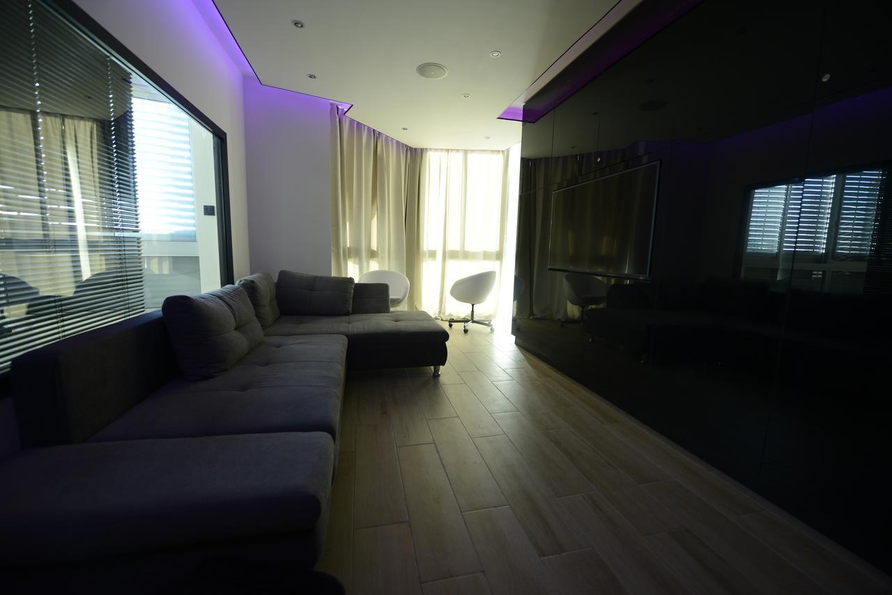 Luxury Apartment - 1335 Бат-Ям Экстерьер фото